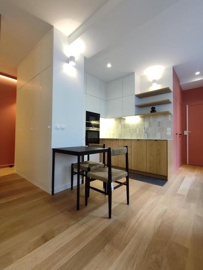 Suite Confortable Sur Le Canal Saint-Martin / Republique Paris Exterior photo